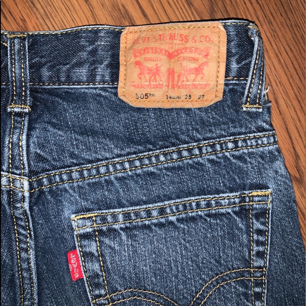Vintage Levi mom jeans